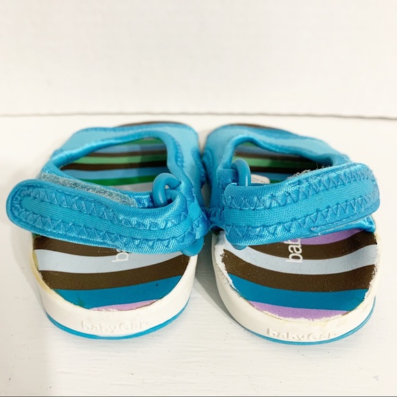 Gap Neoprene Sandal Water Shoes Velcro Closure - Picture 4 of 10